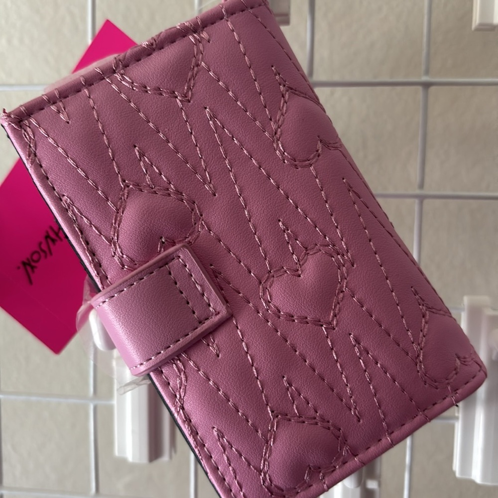Pink Heart Pattern Wallet - Picture 2 of 3
